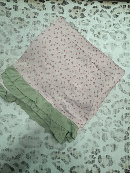 Hamner Hill Tulip Stroller Blanket